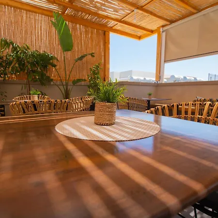 Lunar Modern Boutique Hersonissos (Crete)