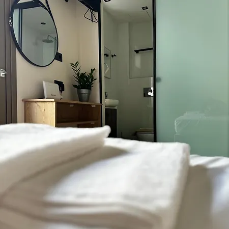 Lunar Modern Boutique Отель 4*