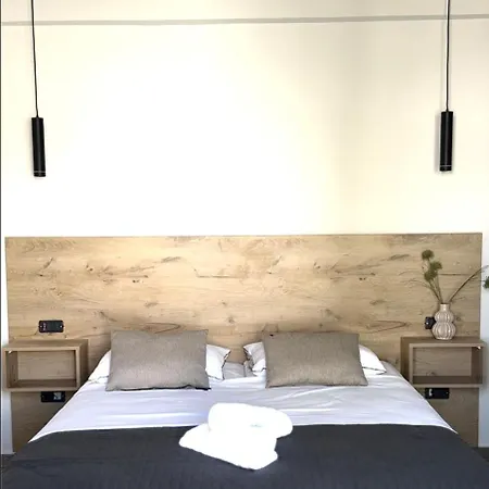 Lunar Modern Boutique Отель Херсониссос