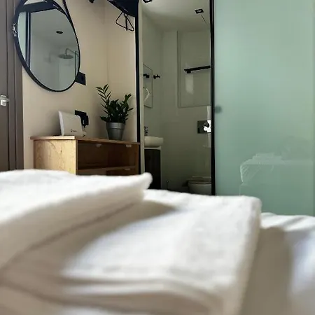 Lunar Modern Boutique Отель 4*